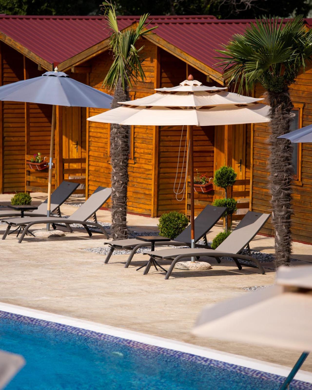 Hotel Sunny Garden Ulcinj Exterior foto